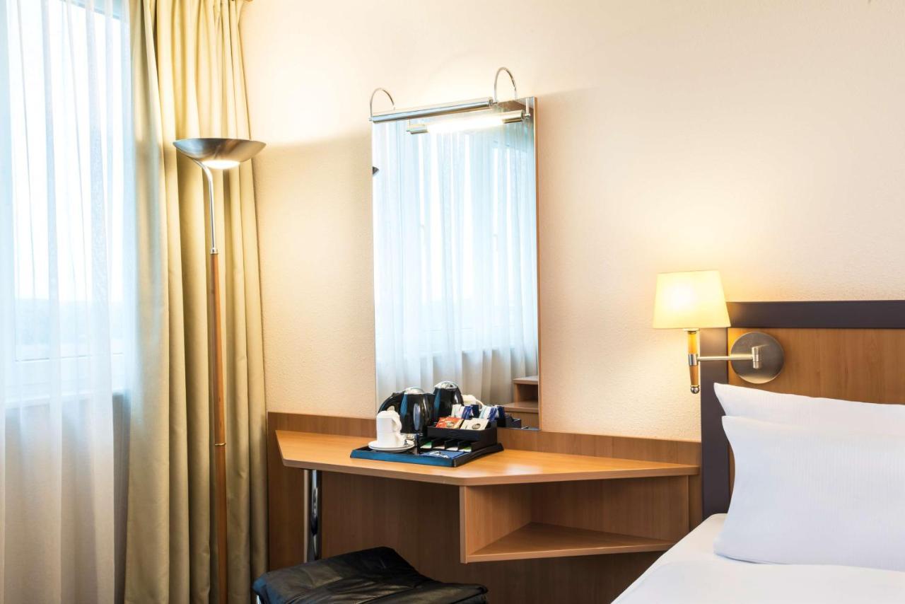 Hotel Nh Frankfurt Moerfelden Conference Center Extérieur photo