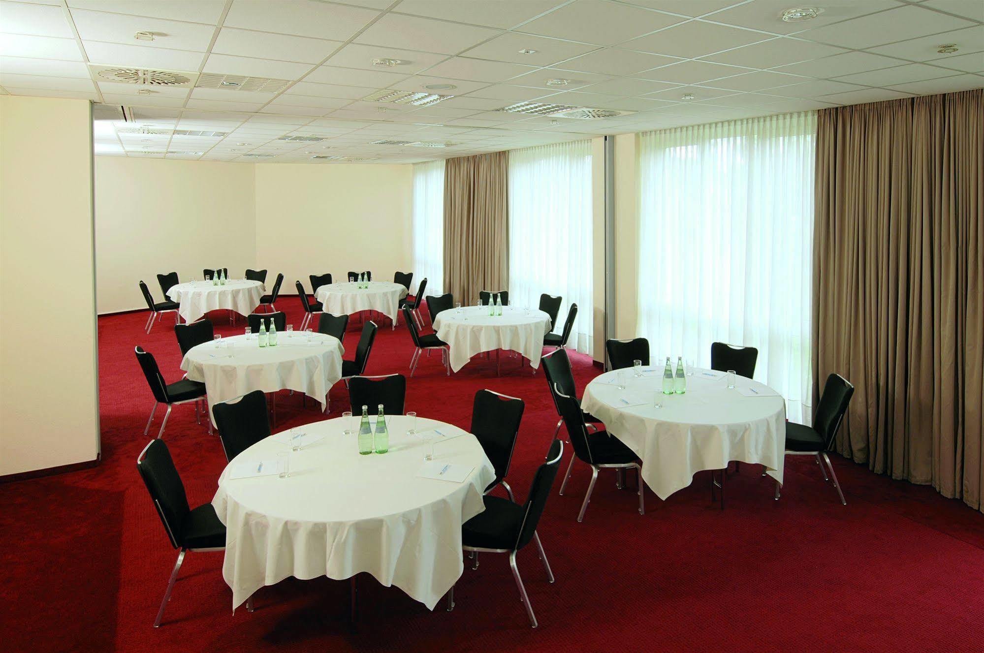 Hotel Nh Frankfurt Moerfelden Conference Center Extérieur photo